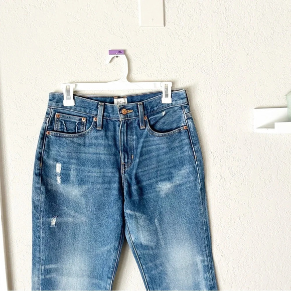 J. Crew Jeans Women's 26 Slouchy Boyfriend in Barn Wash Distressed Faded AX104 - Picture 3 of 9